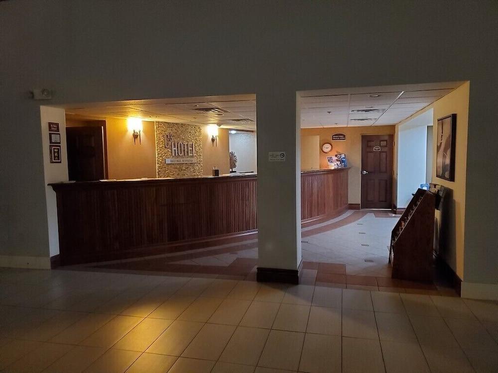 C3 Hotel And Convention Center ヘイスティングズ エクステリア 写真